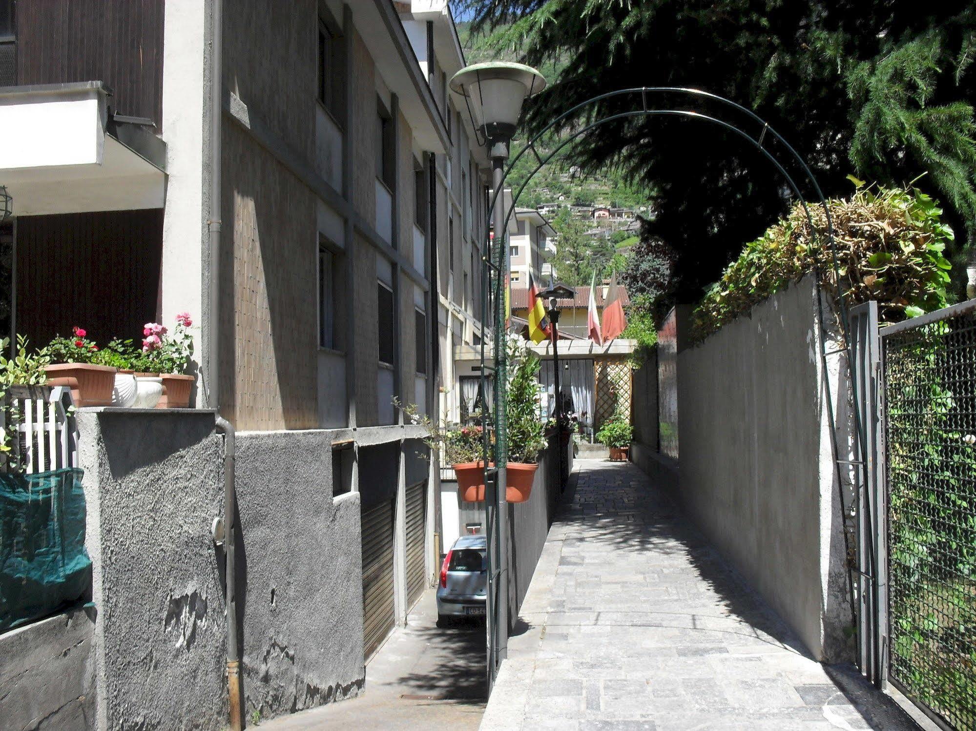 Al Caminetto Hotell Aosta Eksteriør bilde